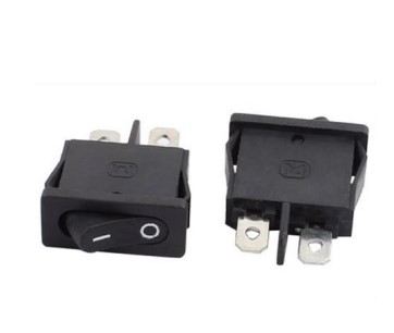 SWITCH ROCK RECTANGULO PEQUEÑO NEGRO 6-10A 125-250VAC ON/OFF 2 PIN